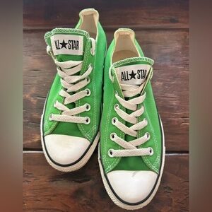Converse All Star Green Canvas Sneakers Unisex Ladies size 7.5, Men size 5.5